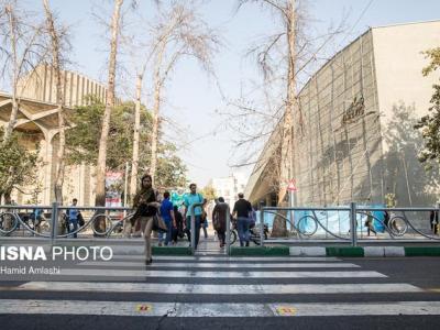 مهدی حجت: چهار راه ولیعصر (عج) جای این ساختمان نبود