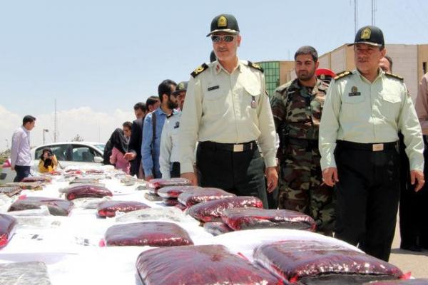 کشف بیش از ۲۳۰ میلیارد تومان کالای قاچاق در فارس