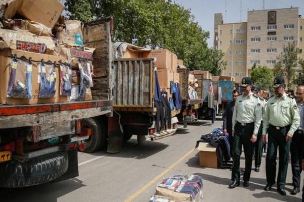 قاچاق پوشاک تولیدکنندگان داخلی را به خاک سیاه نشاند/ دولت به‌وظیفه خود عمل کند، حمایت پیشکش