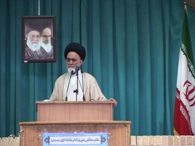 امام جمعه موقت همدان: کشورهای منطقه مانع حضور آمریکا در سوریه شوند