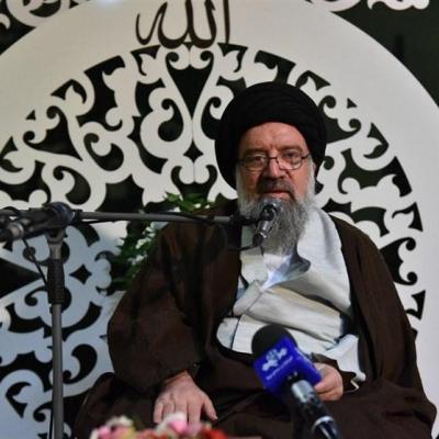 کرمان| آیت‌الله خاتمی: آنهایی که در فکر استحاله نظام هستند به جان حجاب افتاده‌اند