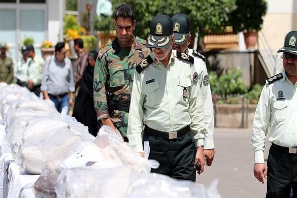 کشف بیش از ۴ تن انواع مواد مخدر طی هفته گذشته در فارس/ افزایش ۴۷ درصدی کشفیات کالای قاچاق