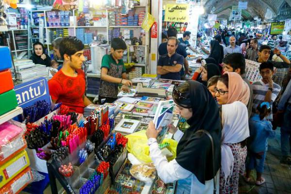 پویش سراسری دانش آموزان با شعار ” همکلاسی، امسال فقط کالای ایرانی”