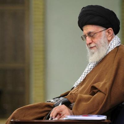 فراخوان رهبر معظم انقلاب اسلامی برای تکمیل و ارتقاء الگوی پایه اسلامی ایرانی پیشرفت