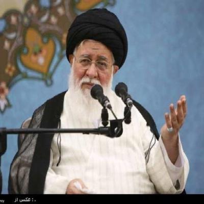 آیت الله علم الهدی بر اهمیت رشد اجتماعی دانش آموزان تاکید کرد