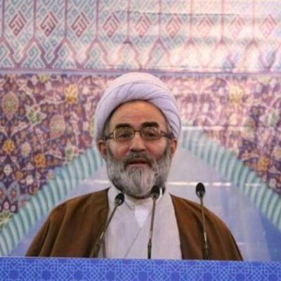 امام جمعه رشت: احیای بانکداری اسلامی برای عبور از مشکلات اقتصادی ضرورت دارد