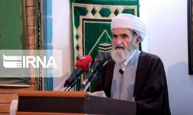 امام جمعه سنندج: ممانعت از گسترش منکرات در جامعه یک ضرورت است