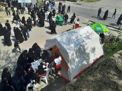 امدادرسانی دو تیم پزشکی طب سنتی هلال احمر در اربعین ۹۸/ استقبال زائران از درمان سنتی