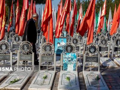 انقلاب را شما به ما دادید، ما از شما چه می دانیم؟!