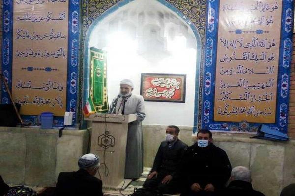 امام جمعه سنندج: وقایع انقلاب برای نسل جوان بازگو شود