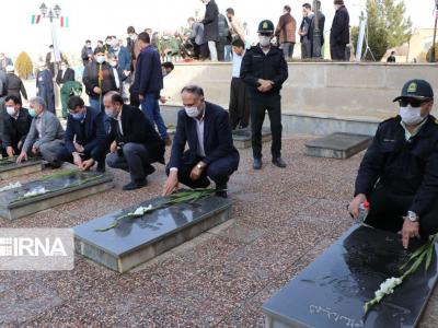 گلزار شهدای ارومیه در سالروز شهادت شهید باکری عطرافشانی شد