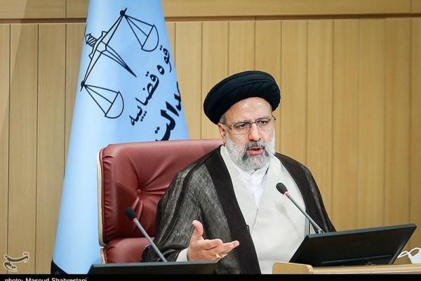 رئیسی: اگر آقایان وقتِ امتیازگیری از غرب را برای رفع موانع تولید صرف می‌کردند تاکنون خیلی از مشکلات حل شده بود