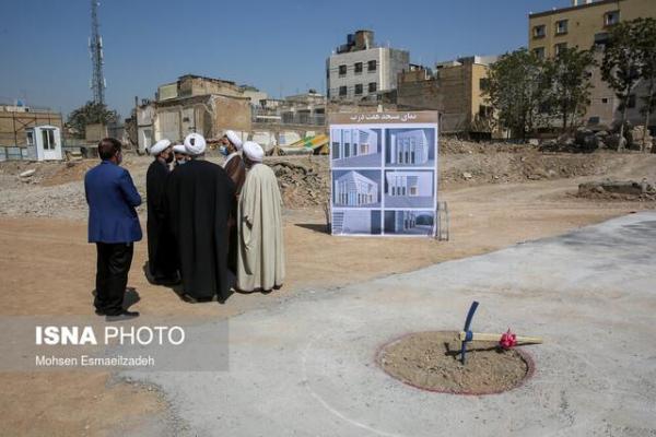 احداث بنای جدید مسجد هفت درب آغاز شد