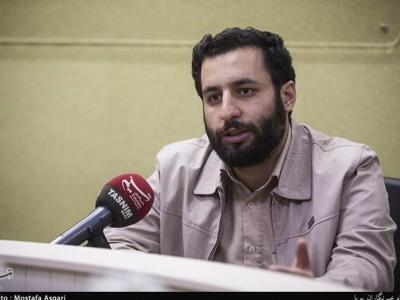 جوانی که با «قفل کلاسور» مانع خروج ۵۰۰ هزار دلار ارز از کشور شد