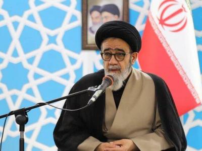 مسئول در جمهوری اسلامی باید مردمی، انقلابی و جهادی باشد