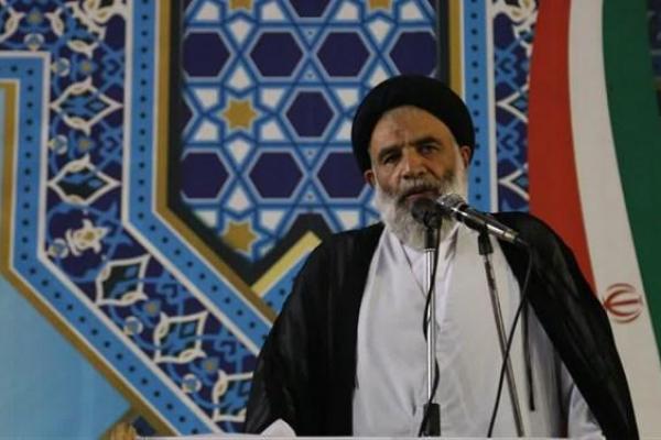 انتقادامام جمعه اهواز از شیوه تکریم زائران حسینی/مدیران حسینی برای اربعین انتخاب شوند