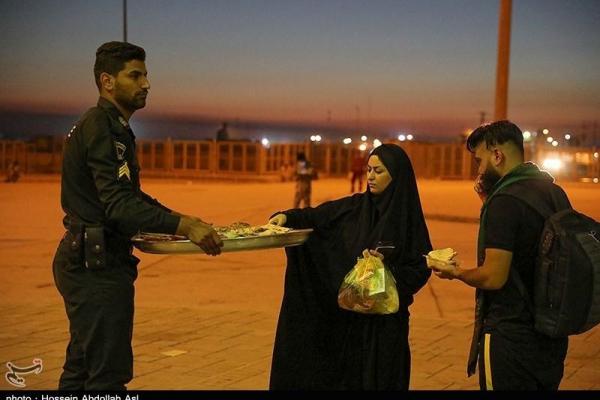 آخرین اخبار از مرز مهران| ۵۱ هزار زائر تاکنون از مرز مهران وارد کشور شدند/ تعامل بین مرزبانان ایران و عراق برای بازگشت زائران