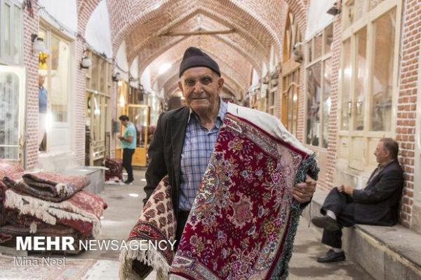 قالی کرمان بر دار شد/ خانه‌نشینی قالیبافان