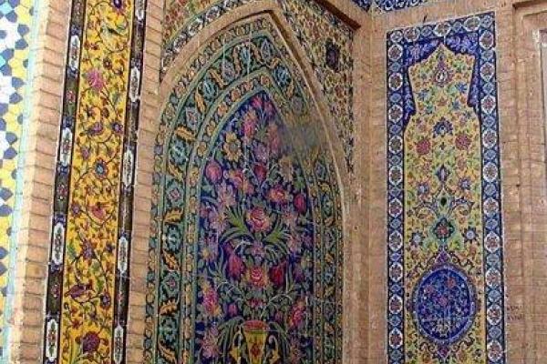 جادوی معماری ایرانی در مسجد و مدرسه «آقا بزرگ» کاشان