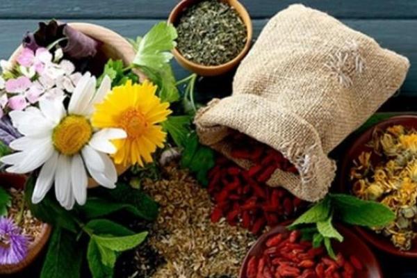 تدابیر طب سنتی برای هوای آلوده/ دمنوش آویشن و عناب را فراموش نکنید