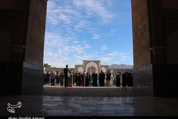 نماز طلب باران در کرمان برگزار شد + تصویر